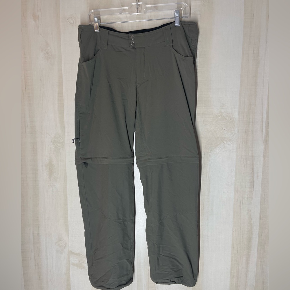 Columbia olive green zip off pants Omni shield, size 14 short